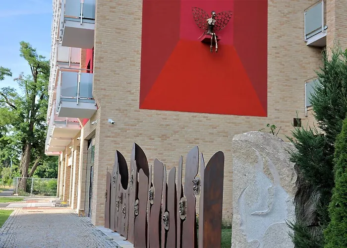 Aparthotel Two In One Building Checkin