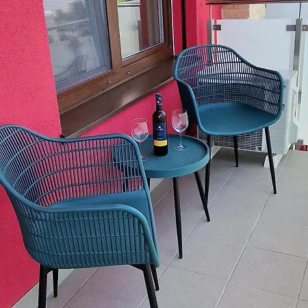 Lejlighedshotel Two In One Building Checkin Bratislava